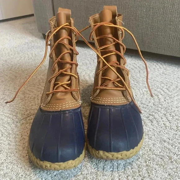 LL Bean Bean Boots, duck boots, classic, signature, maine hunting shoe Navy sz 8 - Picture 2 of 7